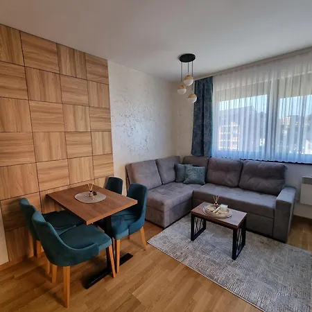 Rujna Zora Apartamento *