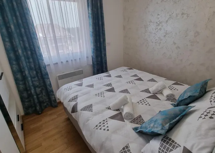 Rujna Zora Lejlighed